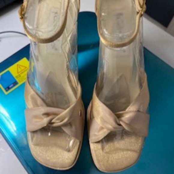 Colorifics Women's Gold Tone Shoes 7.5M - Picture 9 of 15